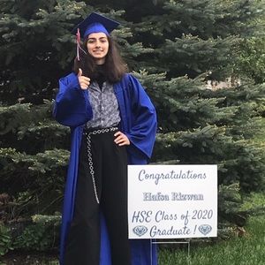 Meet your Posher, Hafsa